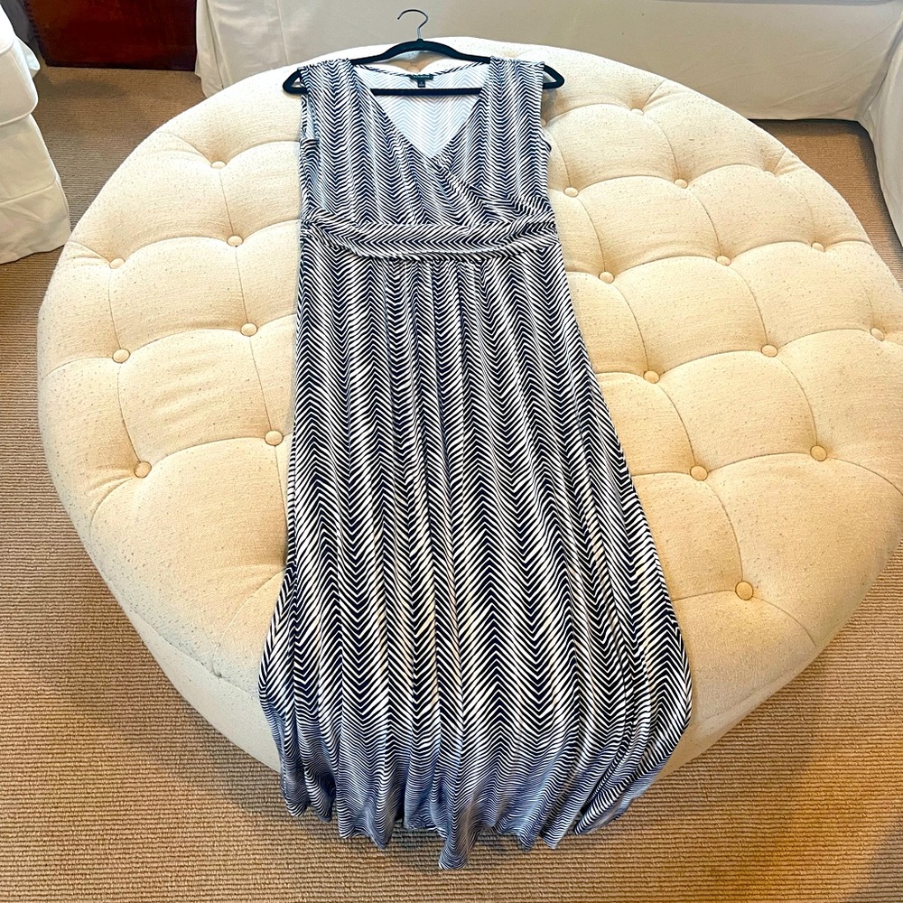 Talbot’s navy and white patterned maxi dress